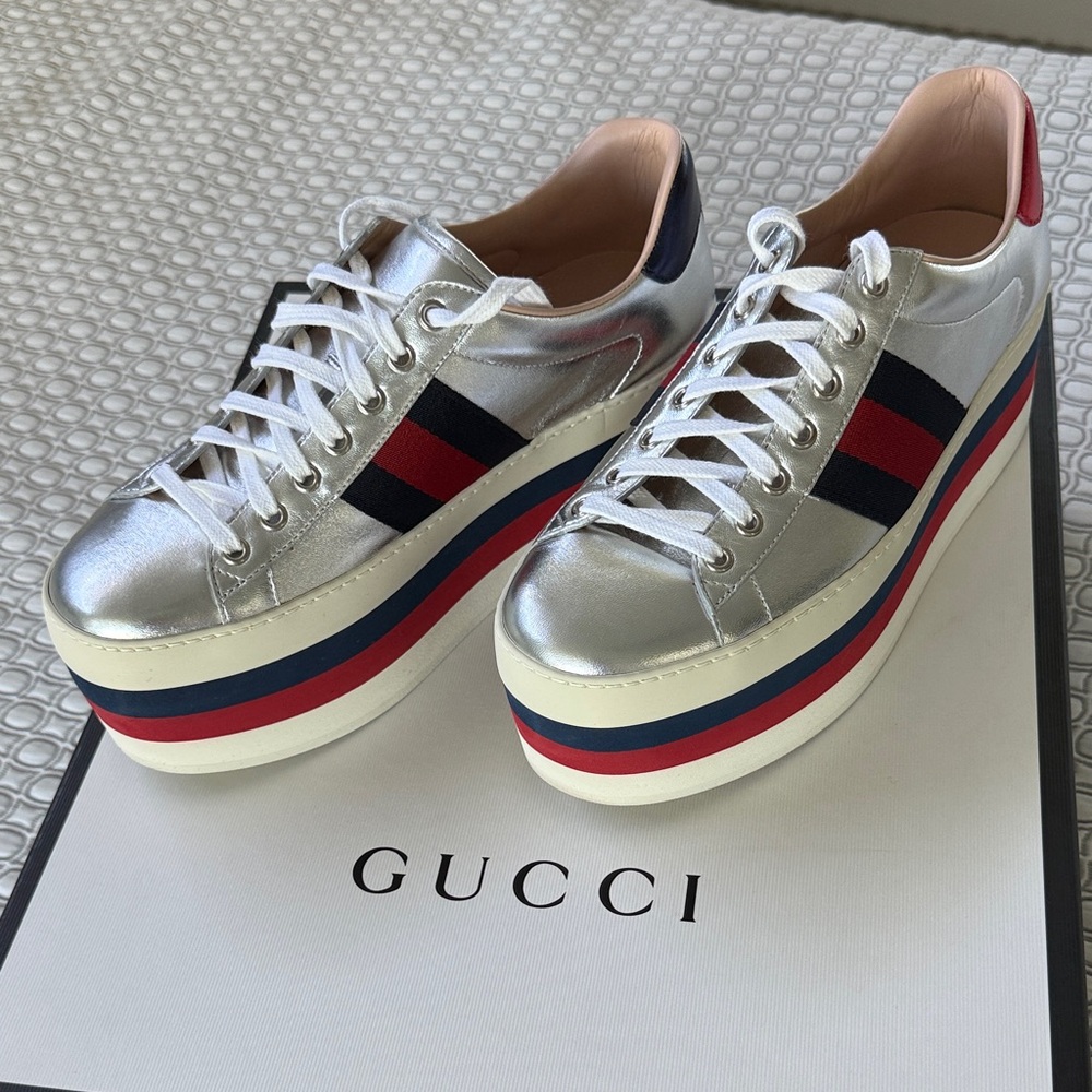Gucci Silver Metallic Platform Sneakers with Red and Blue Stripes